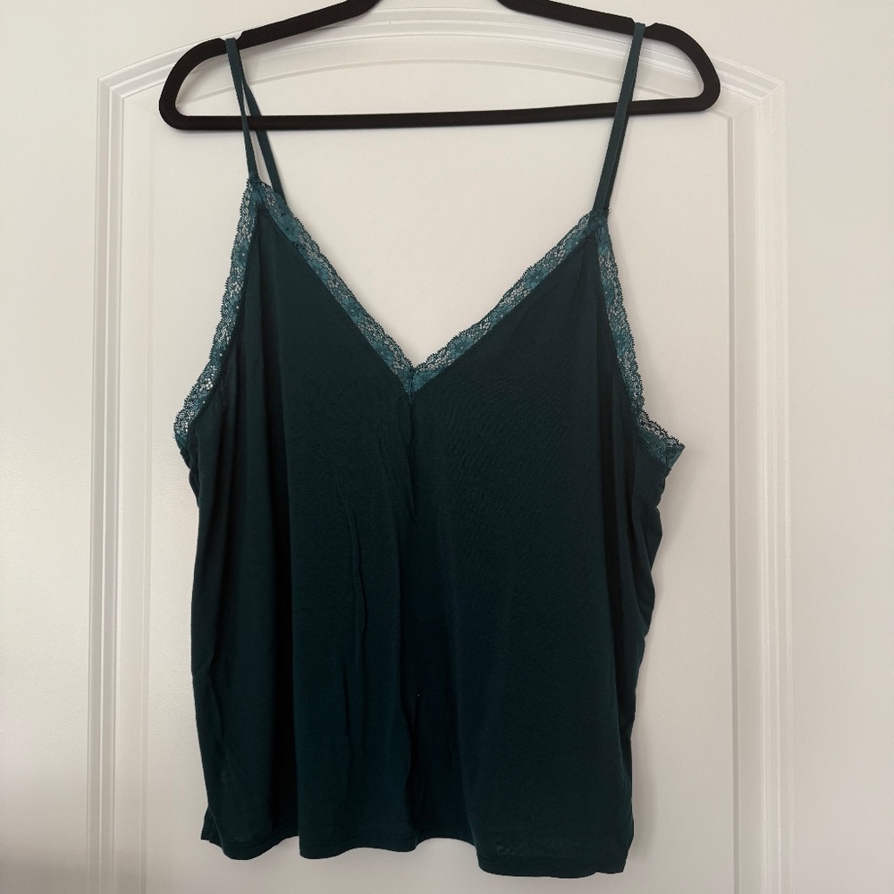Victoria's Secret Lace-Trimmed Camisole Set
